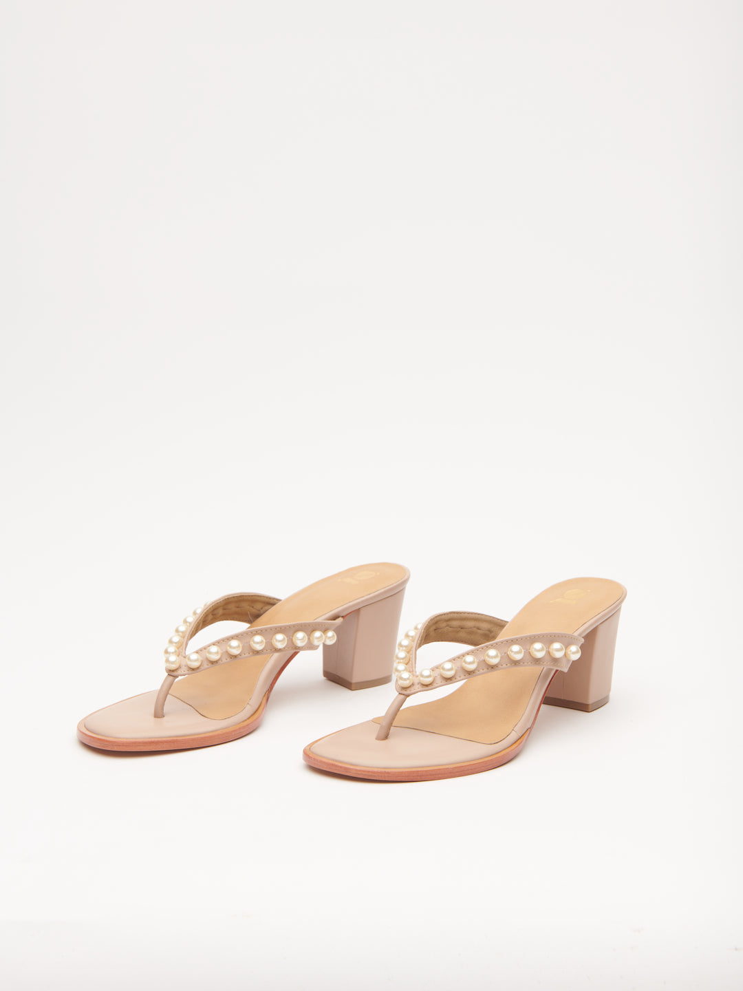 CONTEMPORARY PEARL HEELS