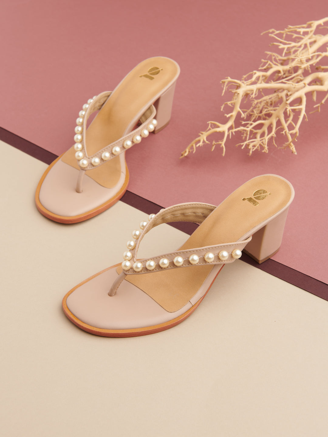 CONTEMPORARY PEARL HEELS