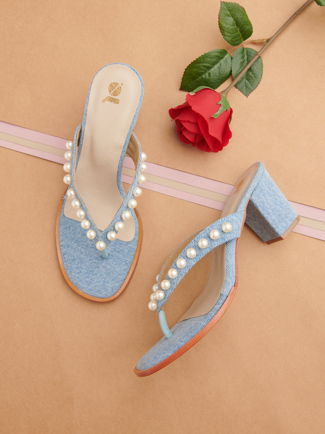 CONTEMPORARY PEARL HEELS