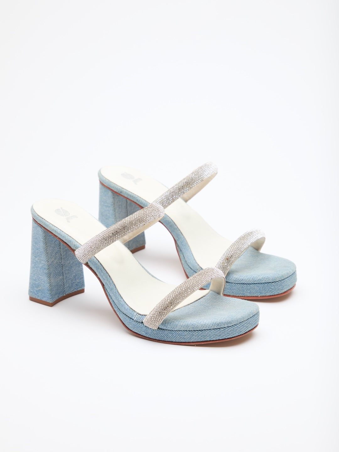 SUPERNOVA STRAPPY SLIDES