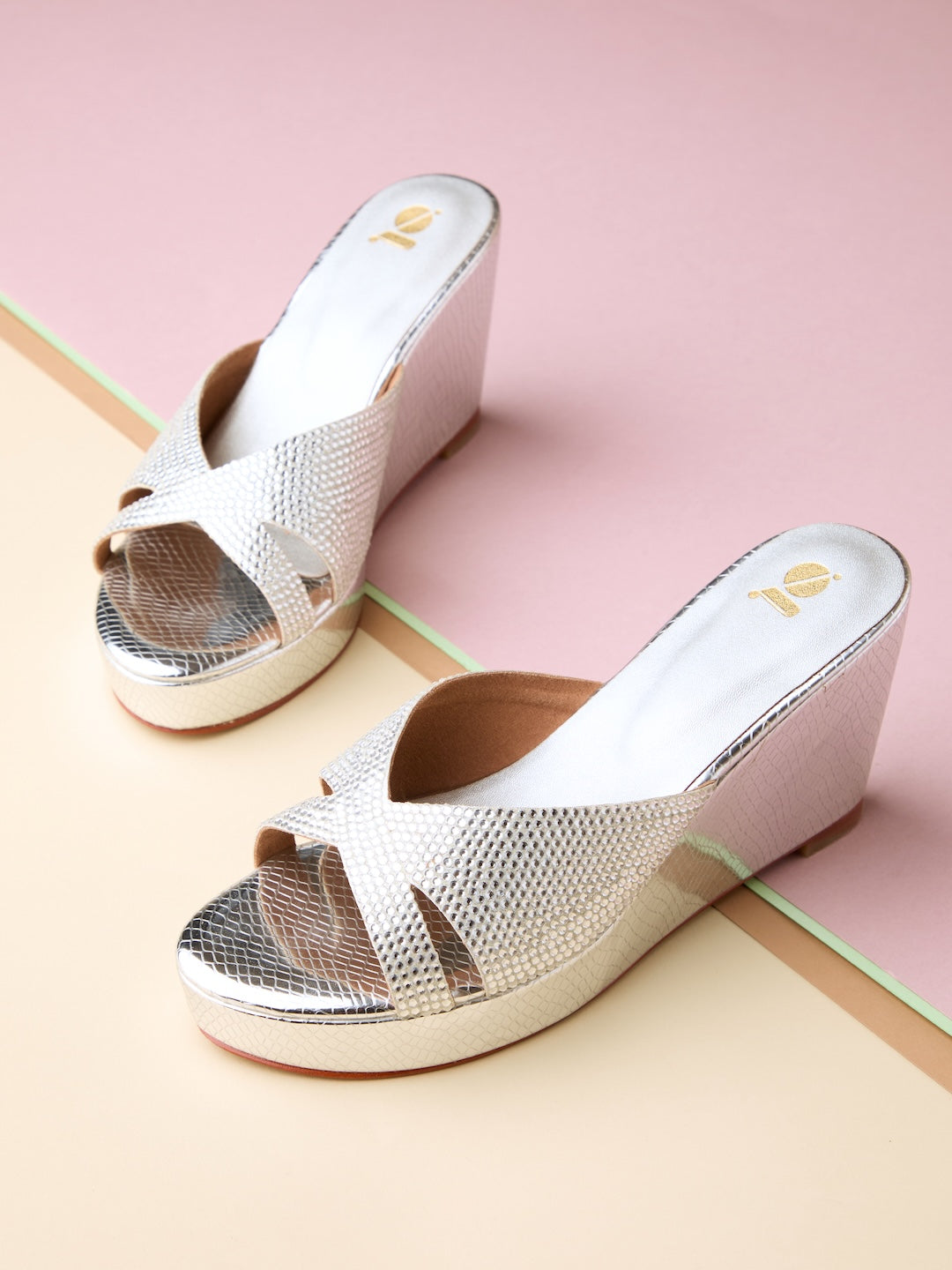 CLASSIC DIAMANTE PLATFORMS