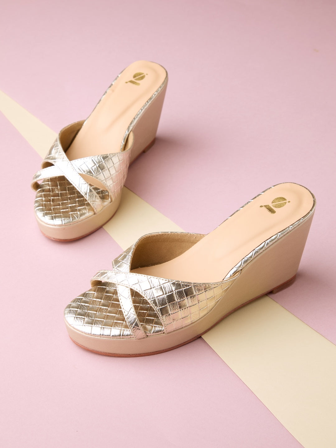 INTRECCIATO PLATFORM