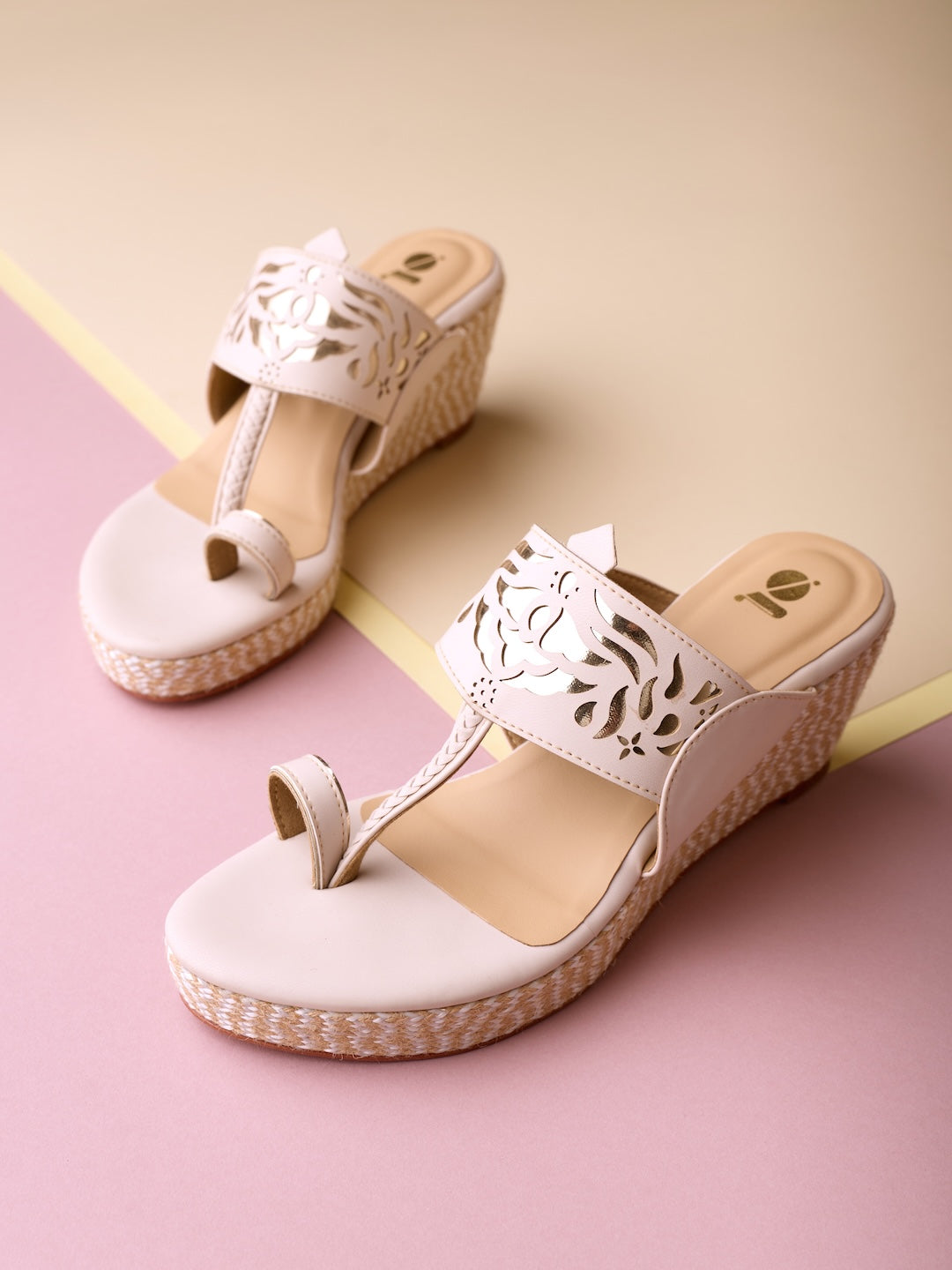 CHARMINAR KOLHAPURIS