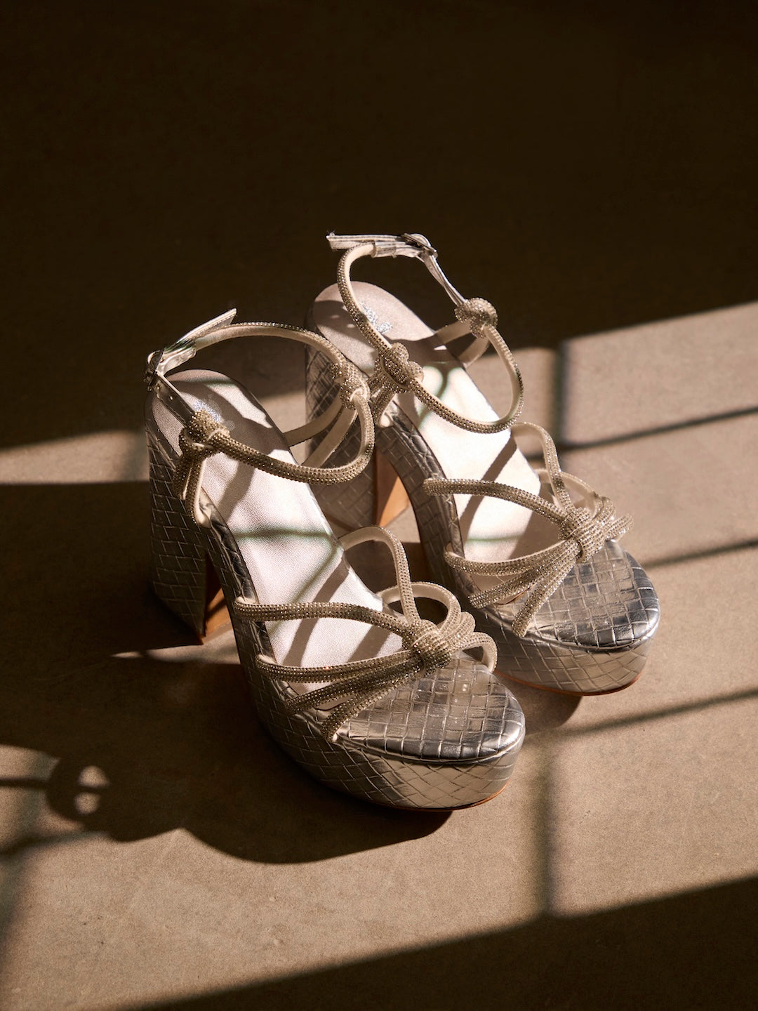 Loves Me (Knot) Chunky Heels