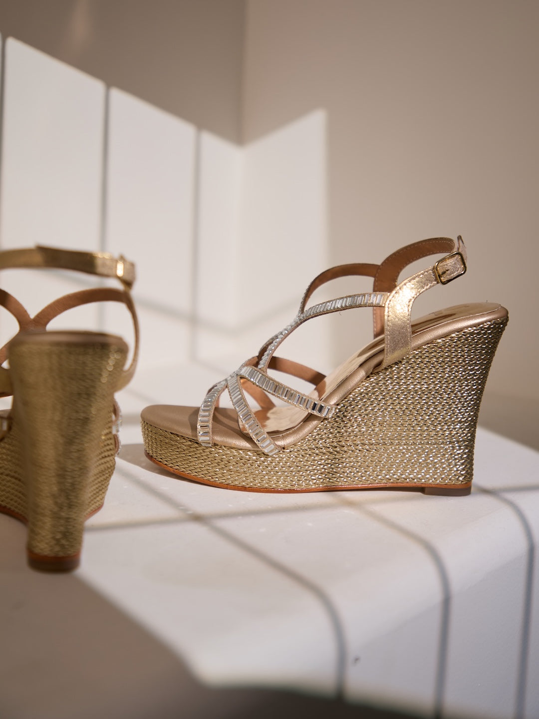 Vertex Glimmer Platforms