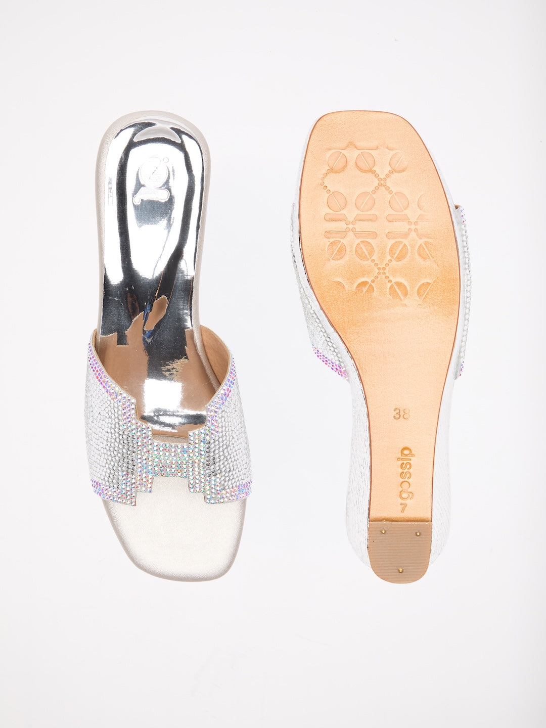 Noir Crystal Platforms