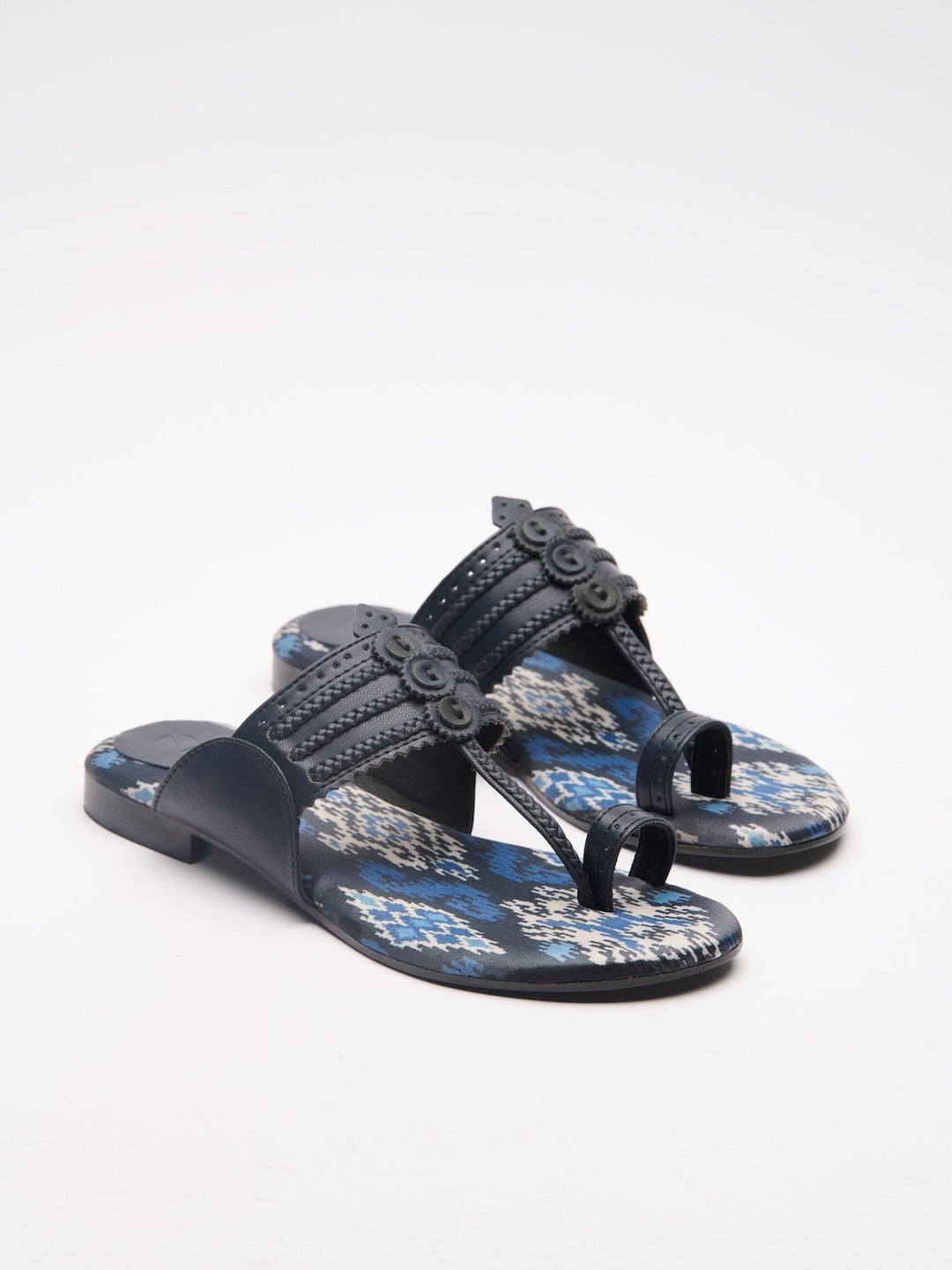 Ikat Theory Kolhapuris