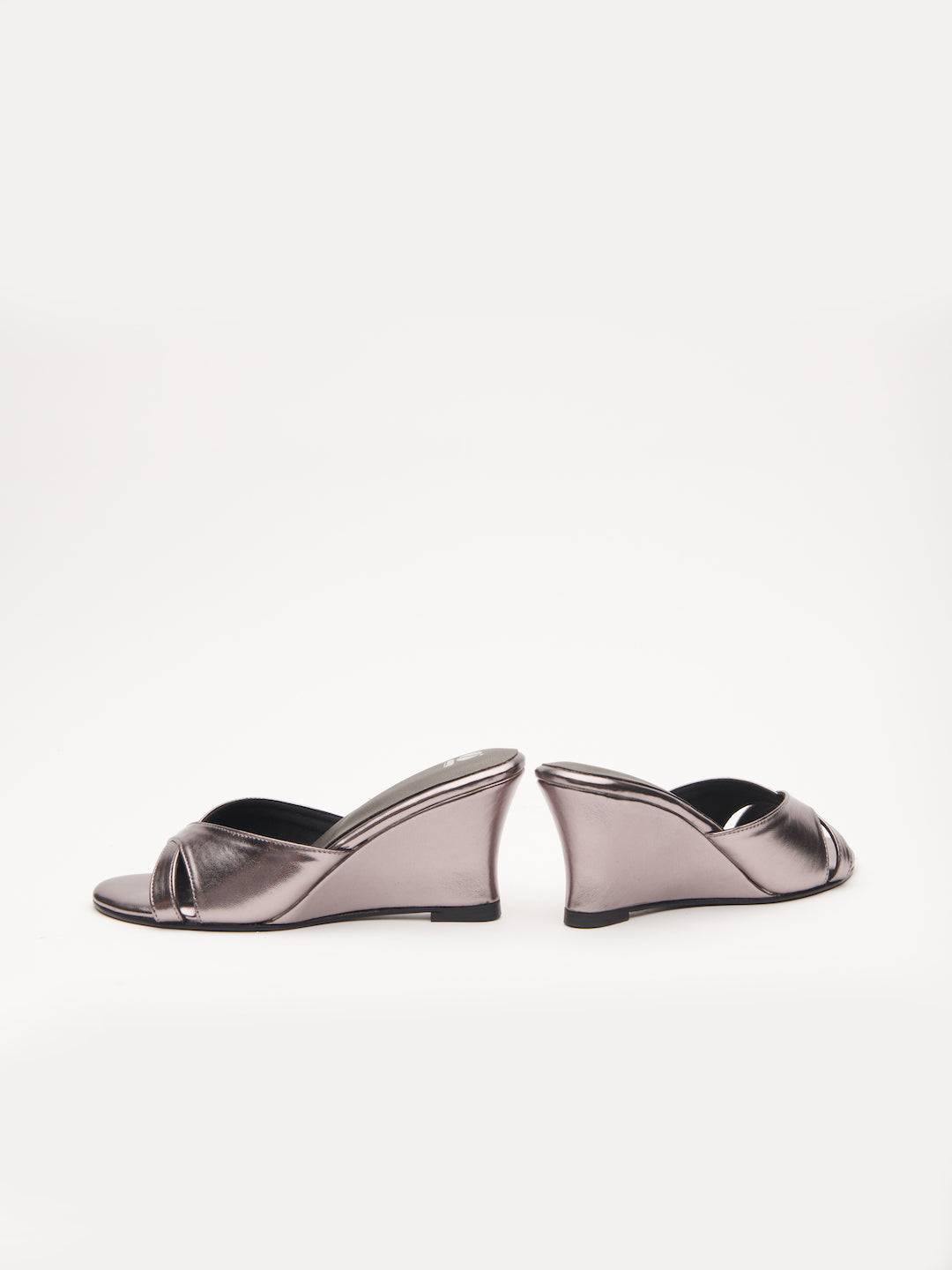 METALLIC CROSS WEDGE