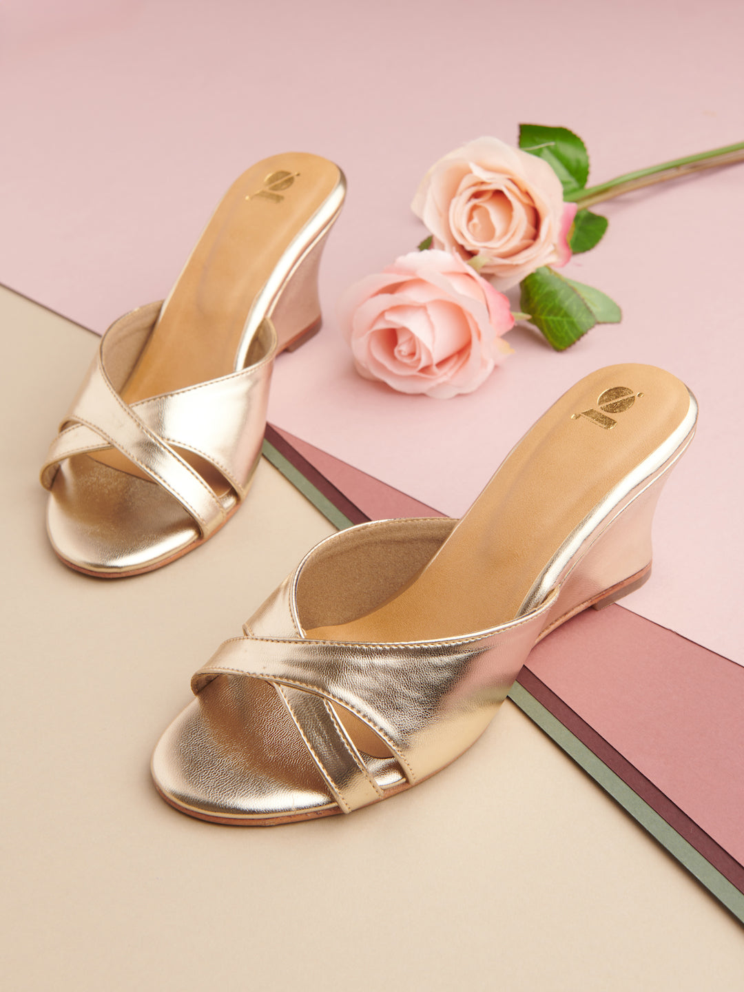Metallic Cross Wedges