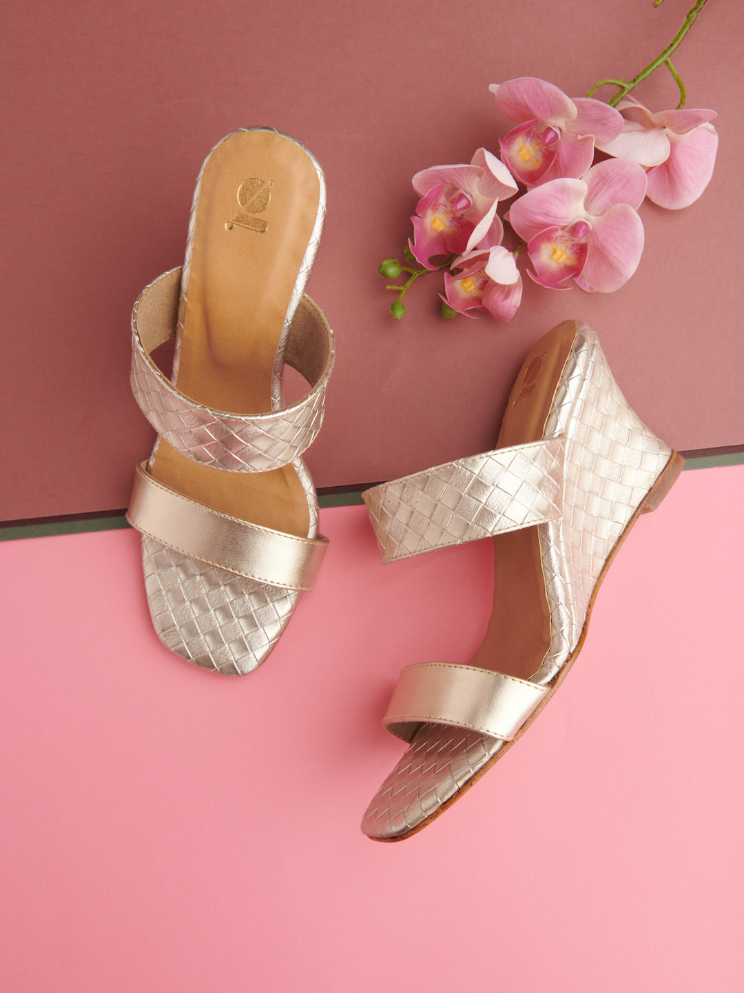 STRAPPY INTRECCIATO WEDGES