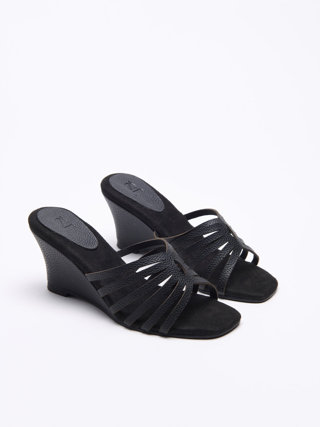 Strada Wedges