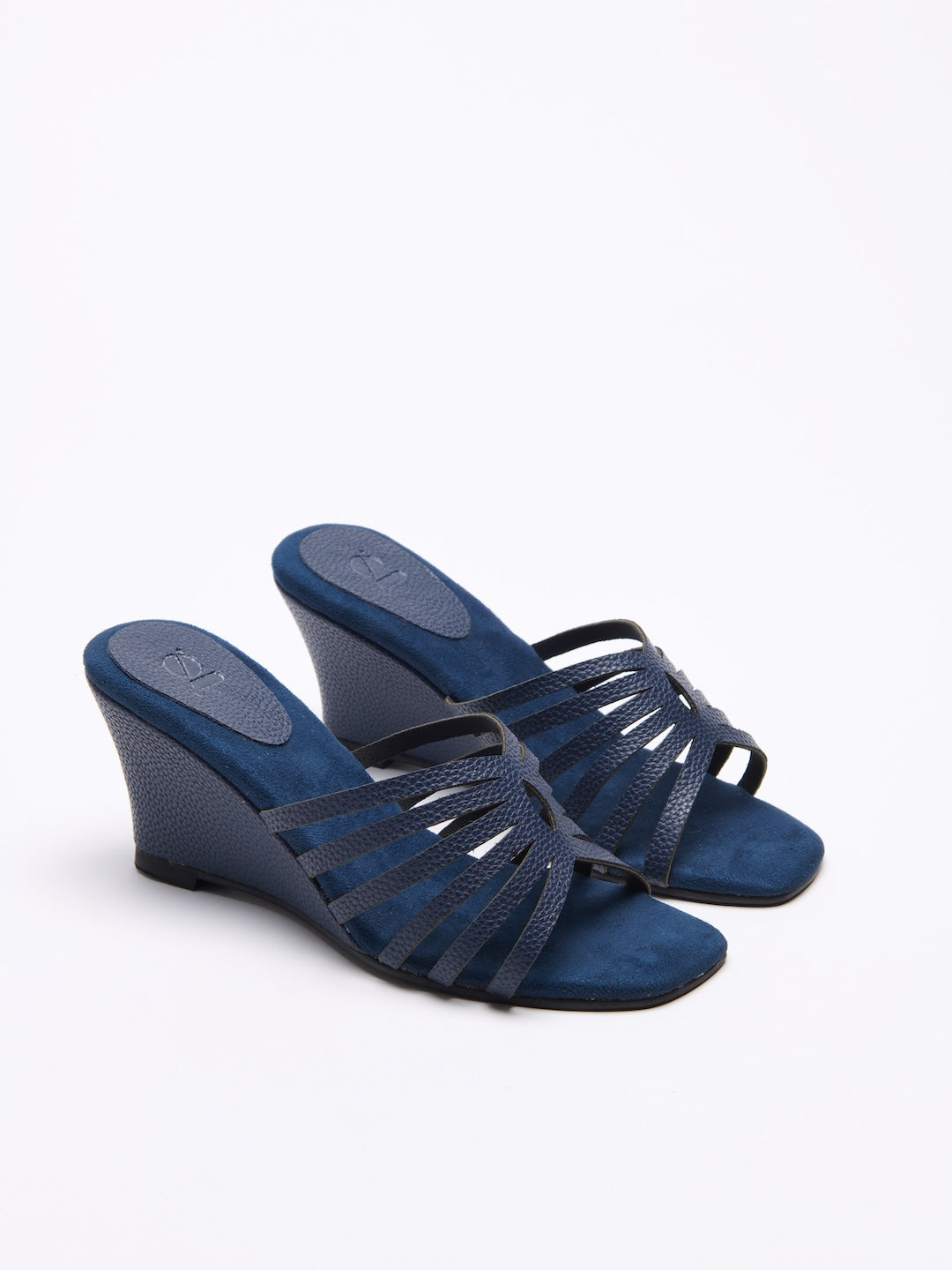 Strada Wedges