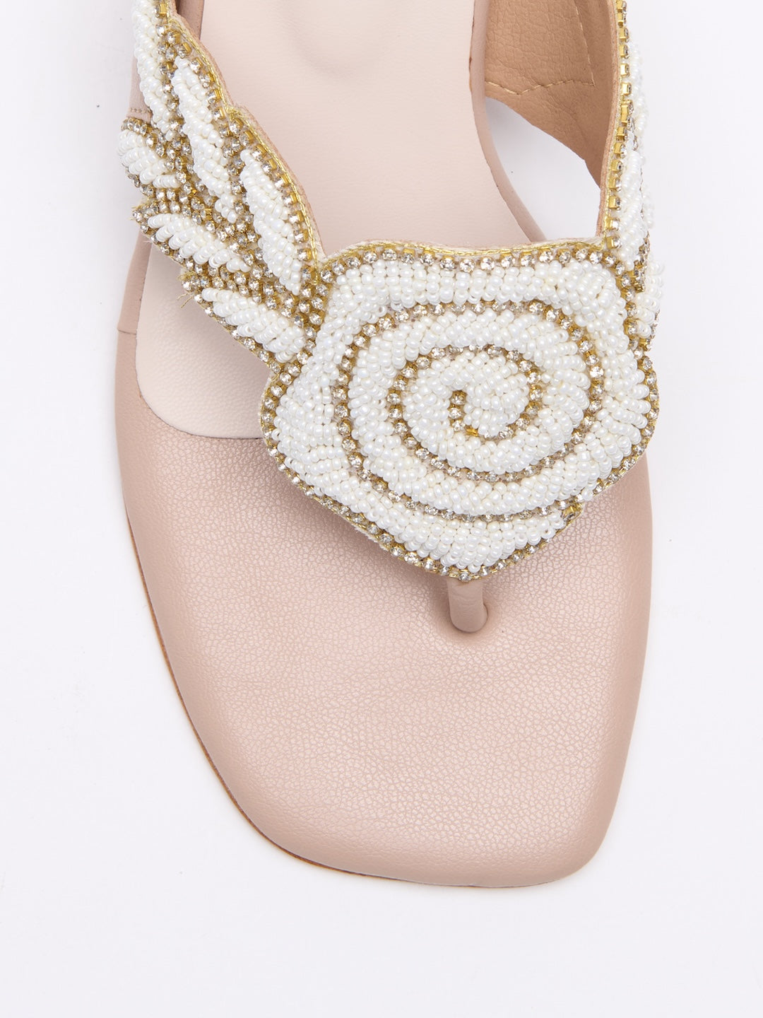 Rosette Court Wedges