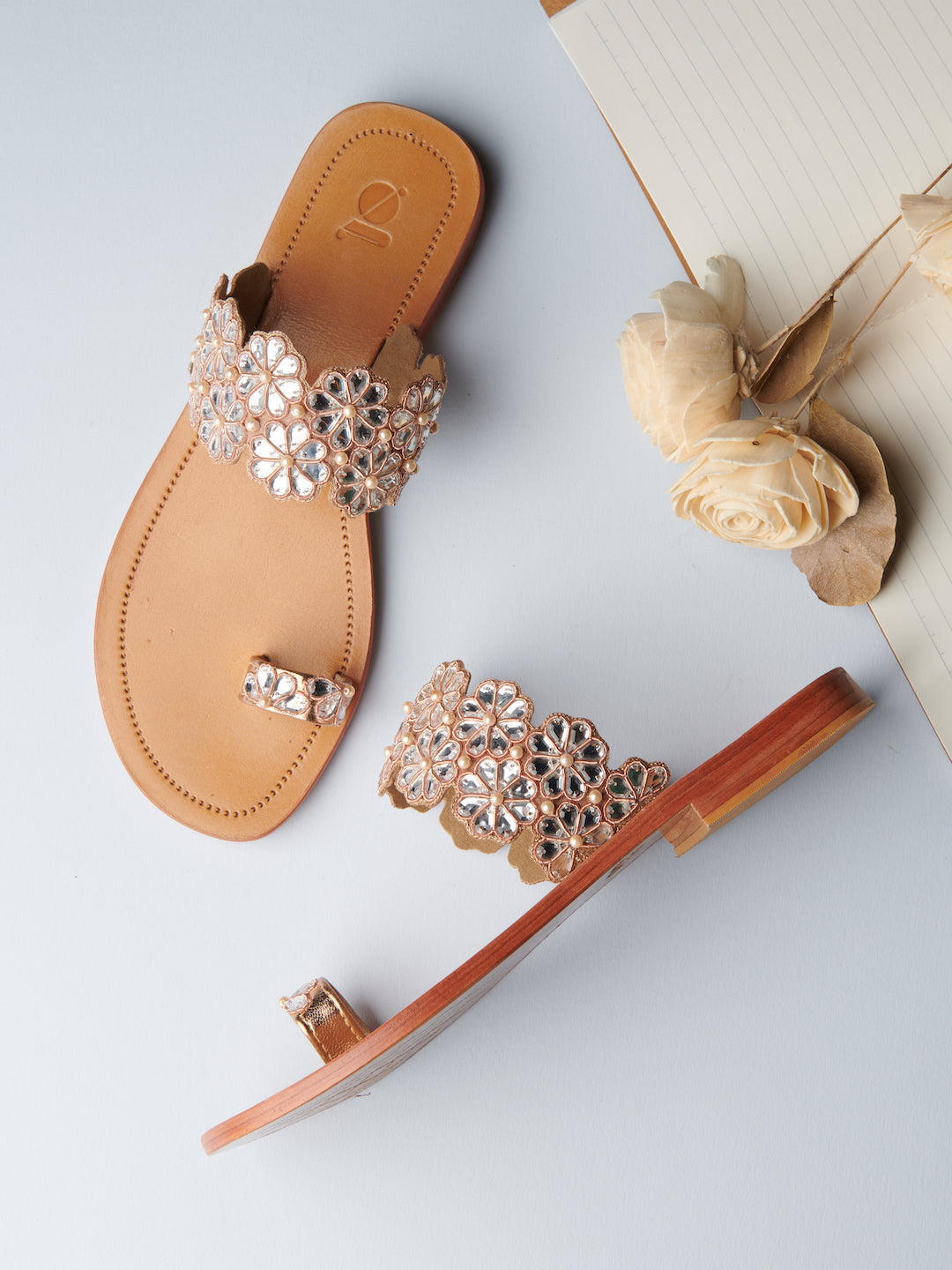 SHISHA' HAND EMBROIDERED FLATS