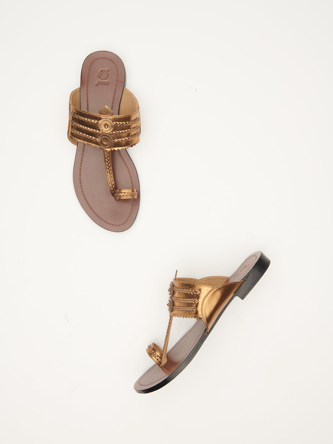 CLASSIC METALLIC KOLHAPURI