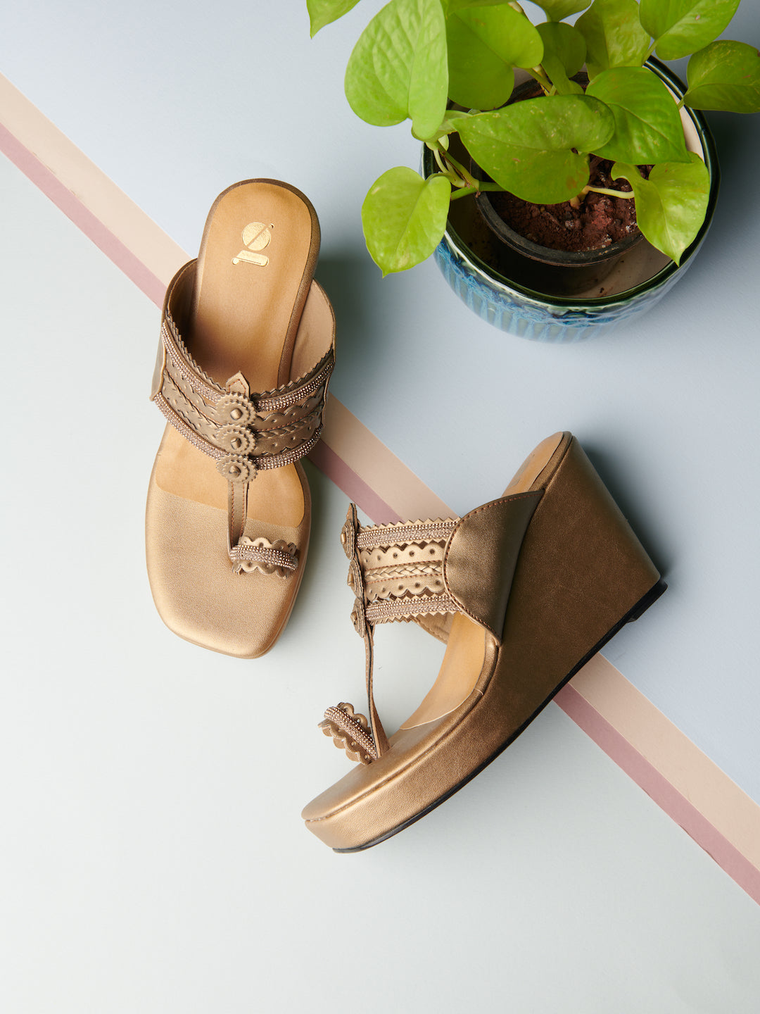 GOSSIP GALORE KOLHAPURI PLATFORMS