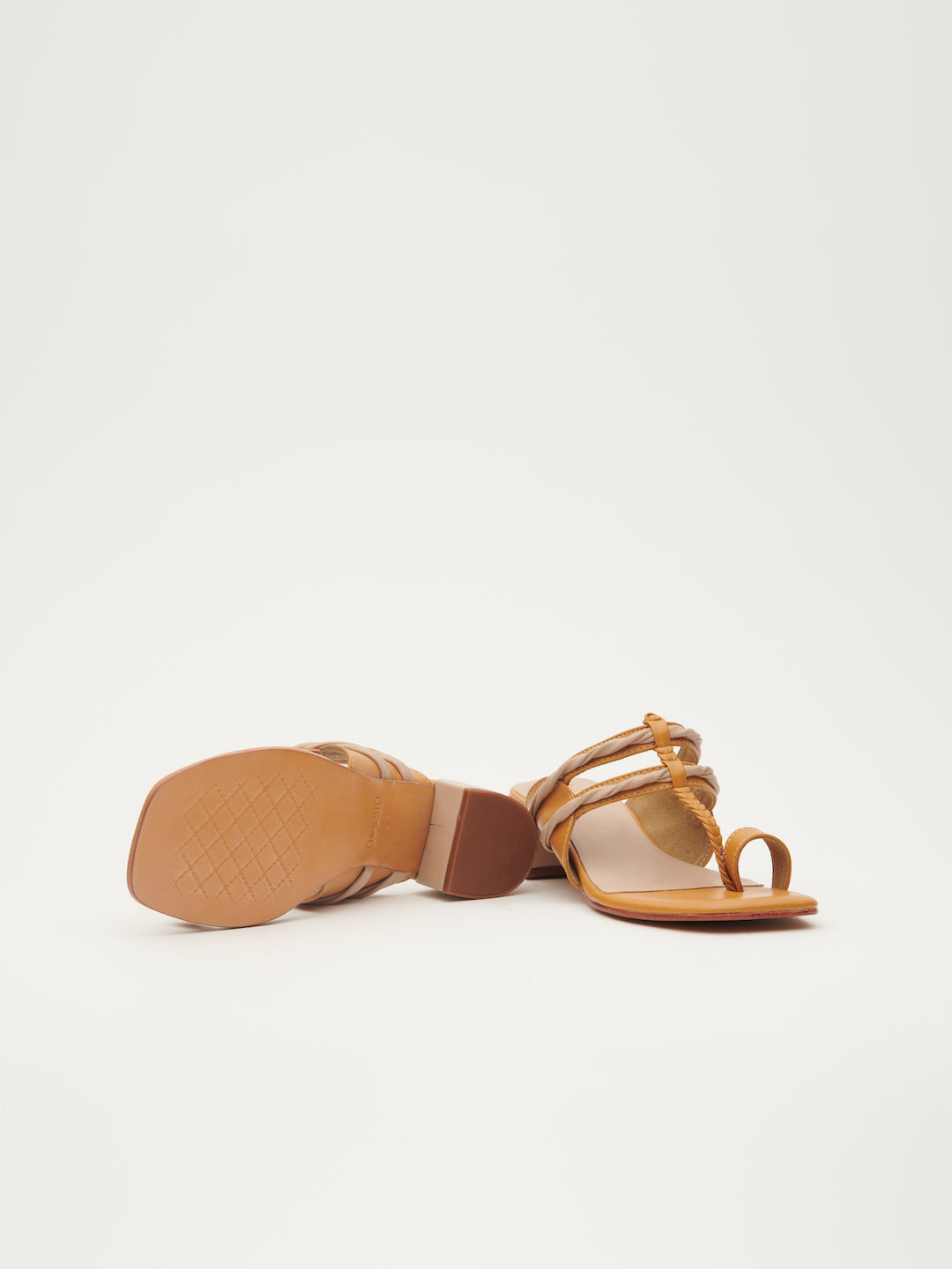 FLIRTY FLAIRS KOLHAPURI