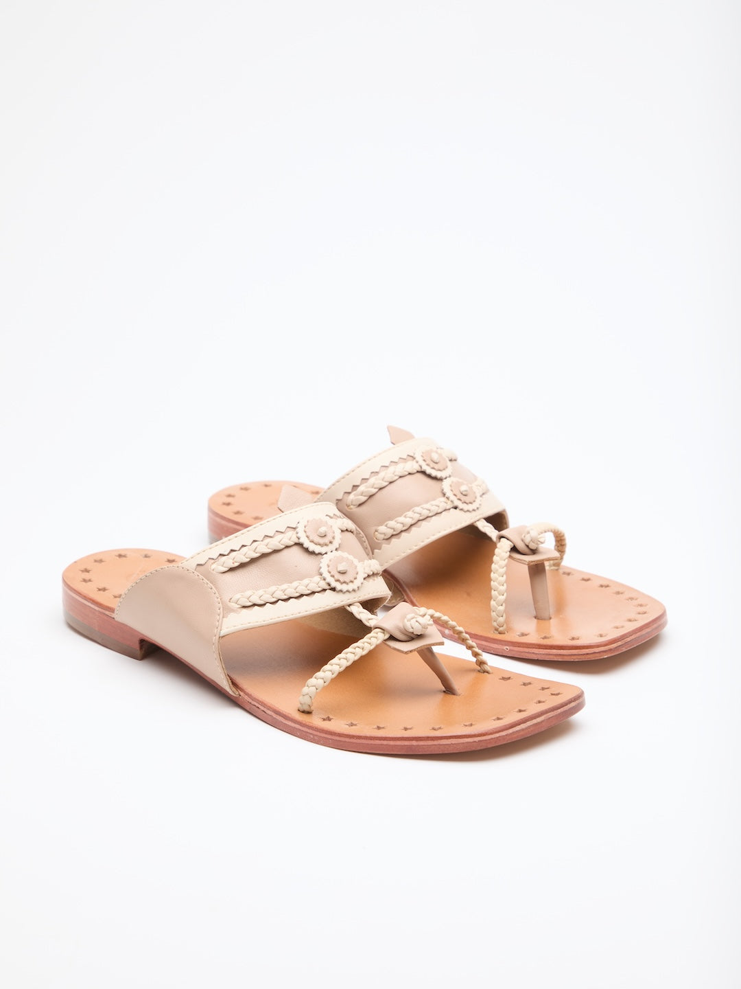 INTERLACED PUNCH KOLHAPURI