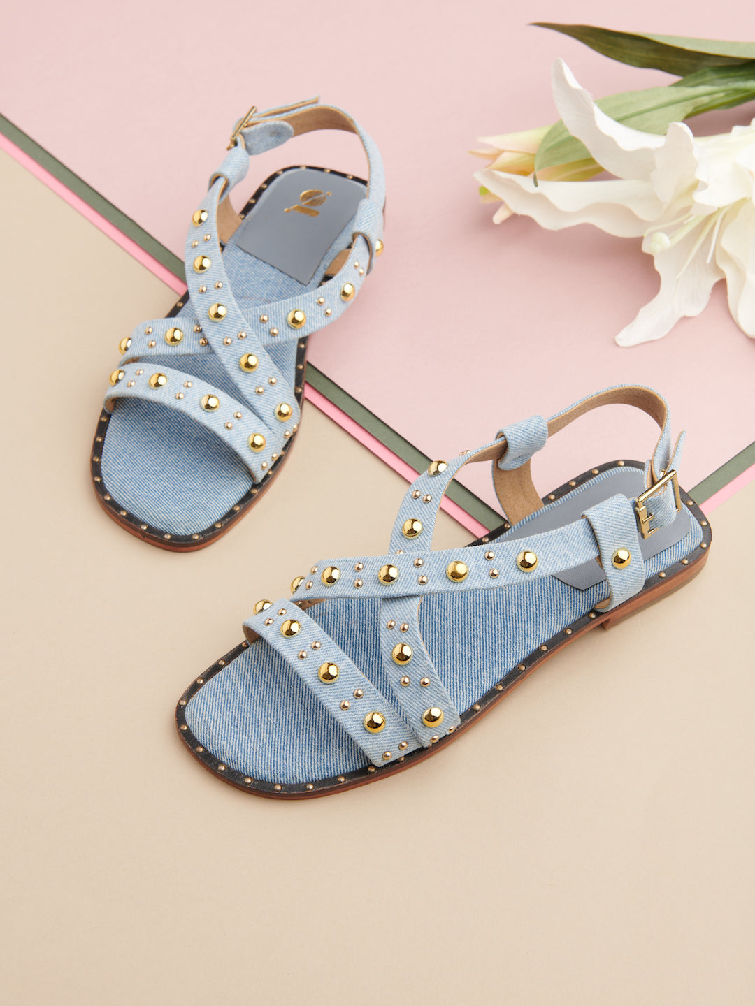 STUDDED DAILY SANDALS