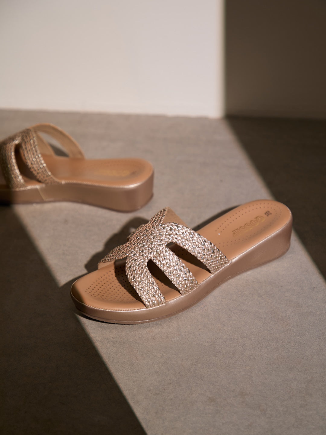 Blush Interlace Slides