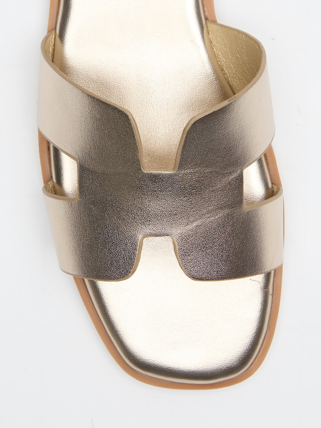 Mod Cut Flats