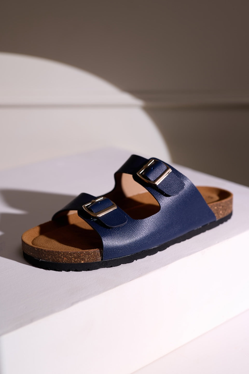 Weekend Mode Flats