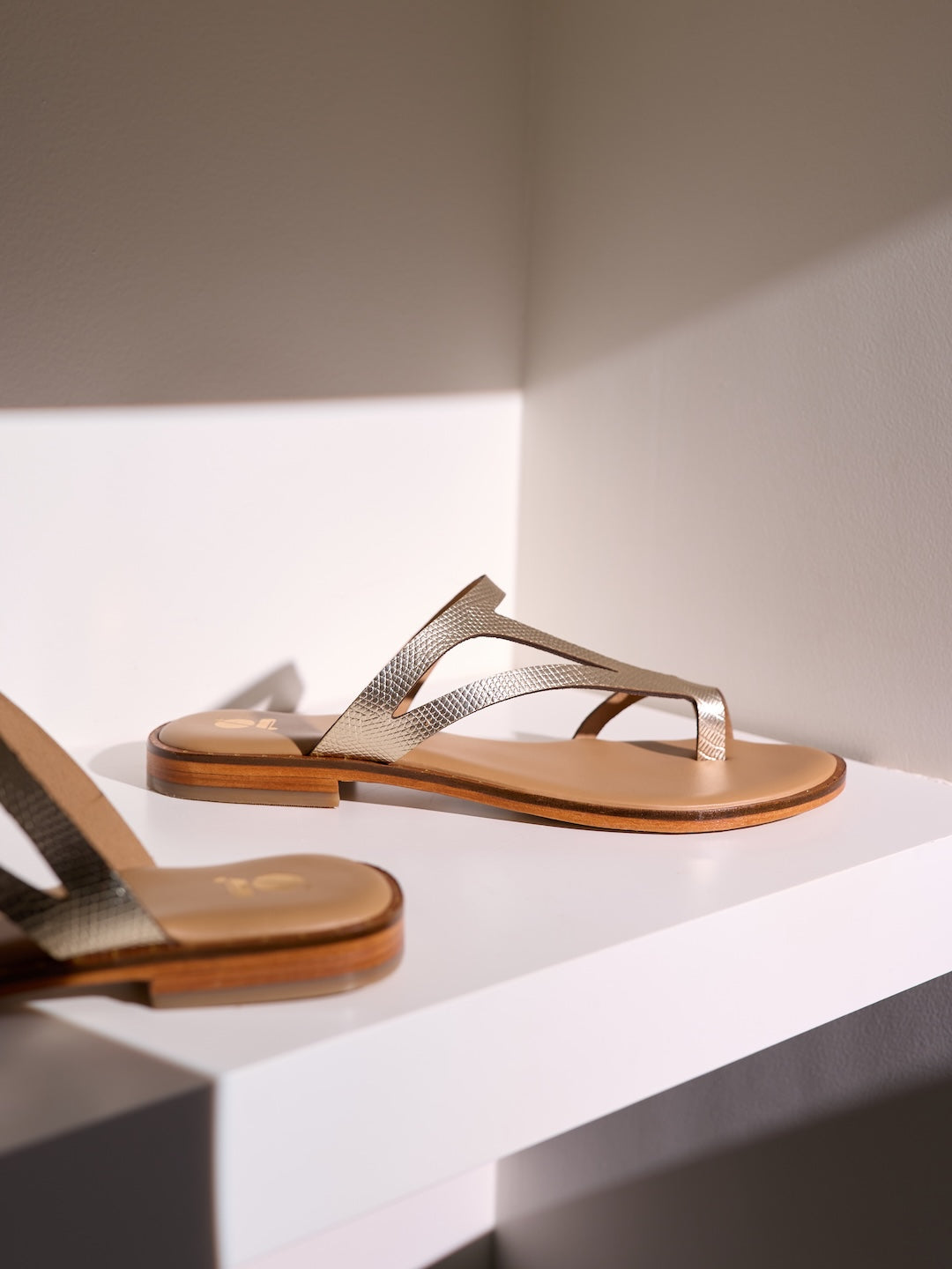 Fine Line Flats