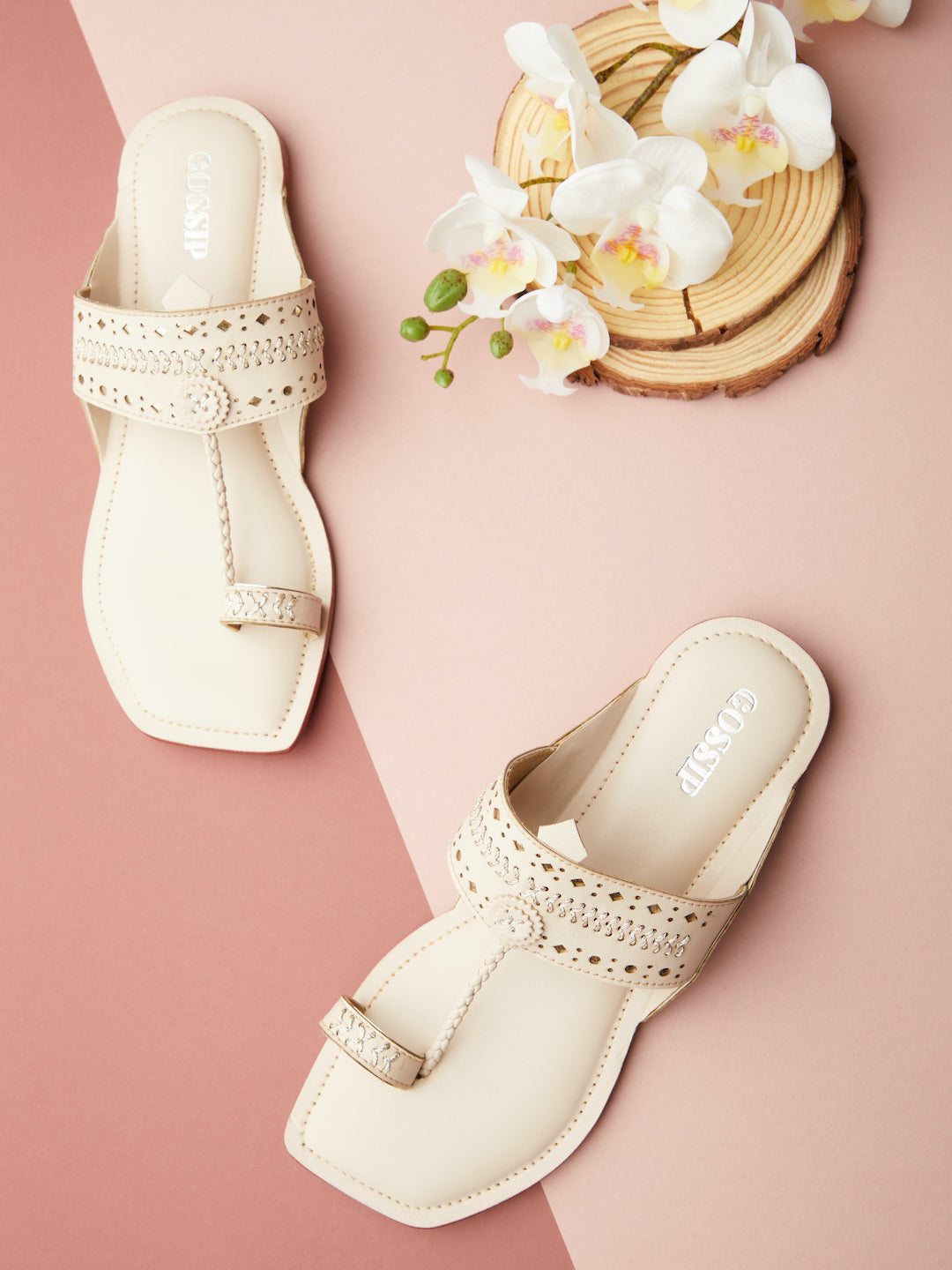 INTERLACE CUTWORK KOLHAPURI