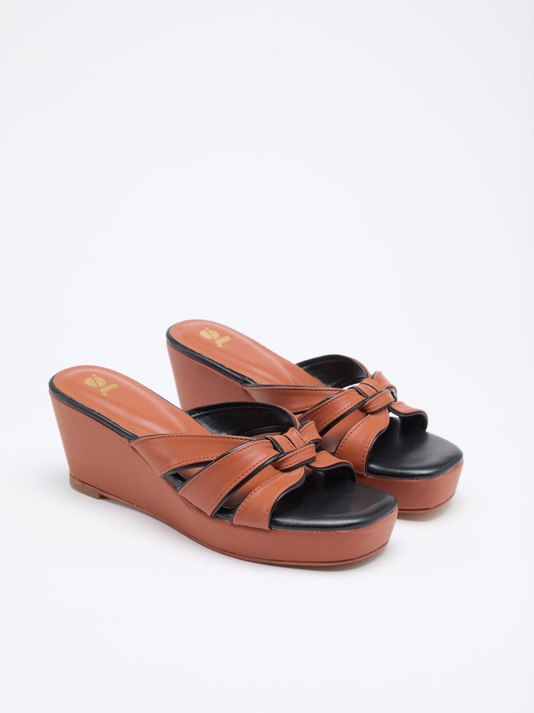 SYMMETRICAL PIPING PLATFORMS