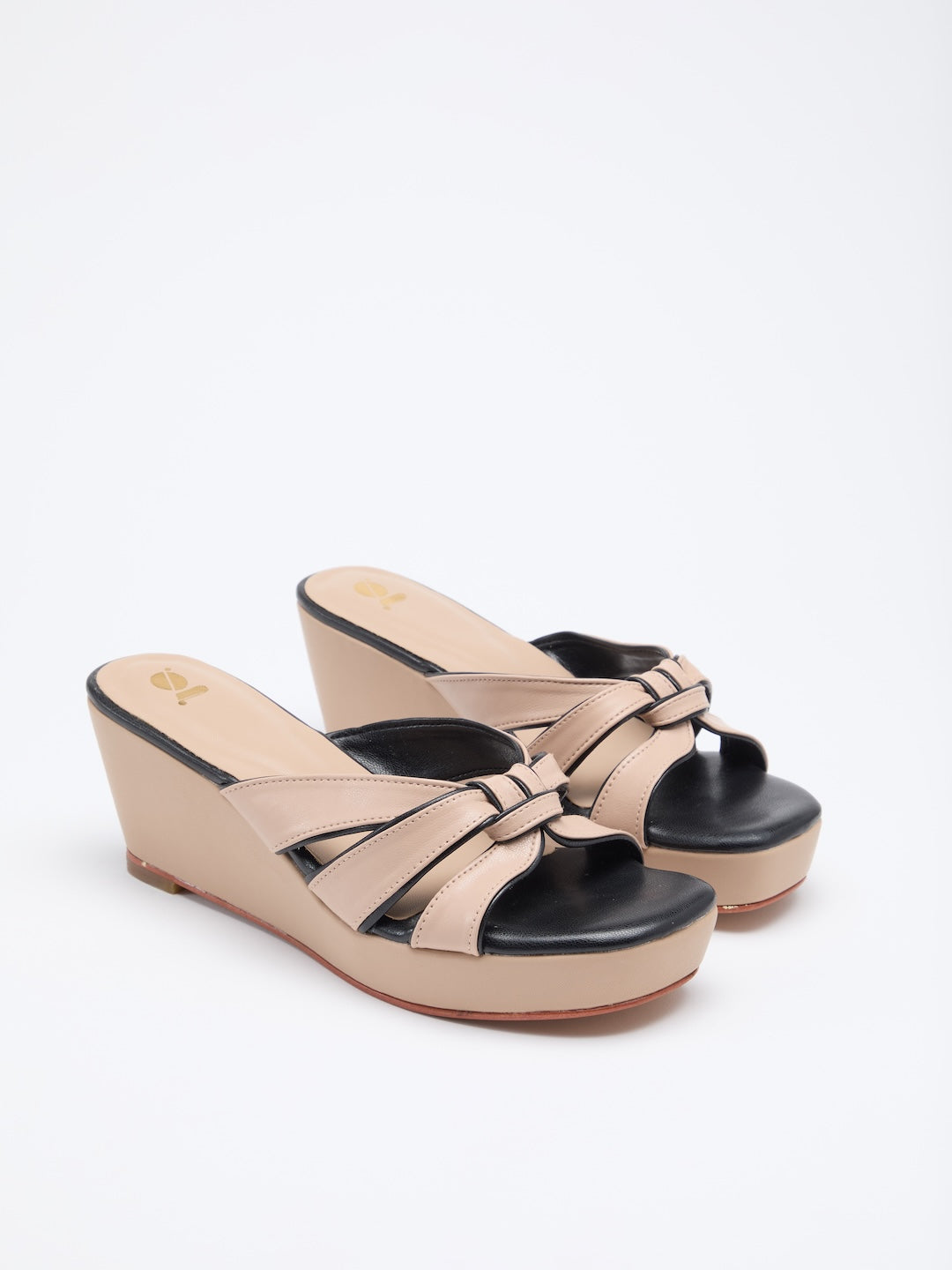 SYMMETRICAL PIPING PLATFORMS