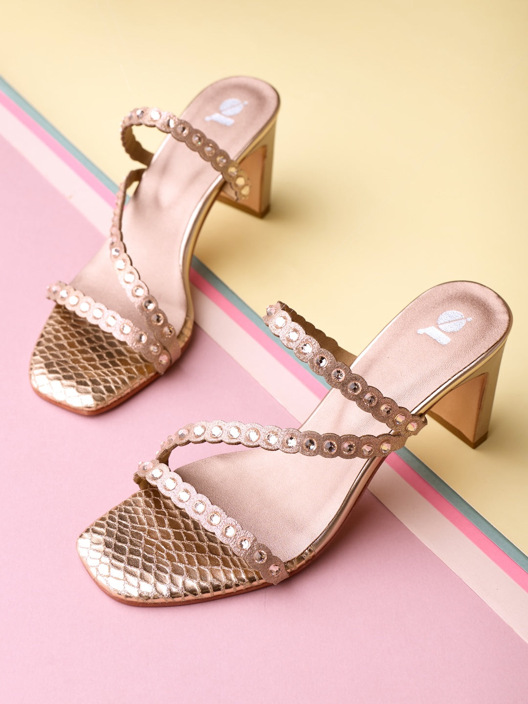 NOOR - E - NAZAR HEELS