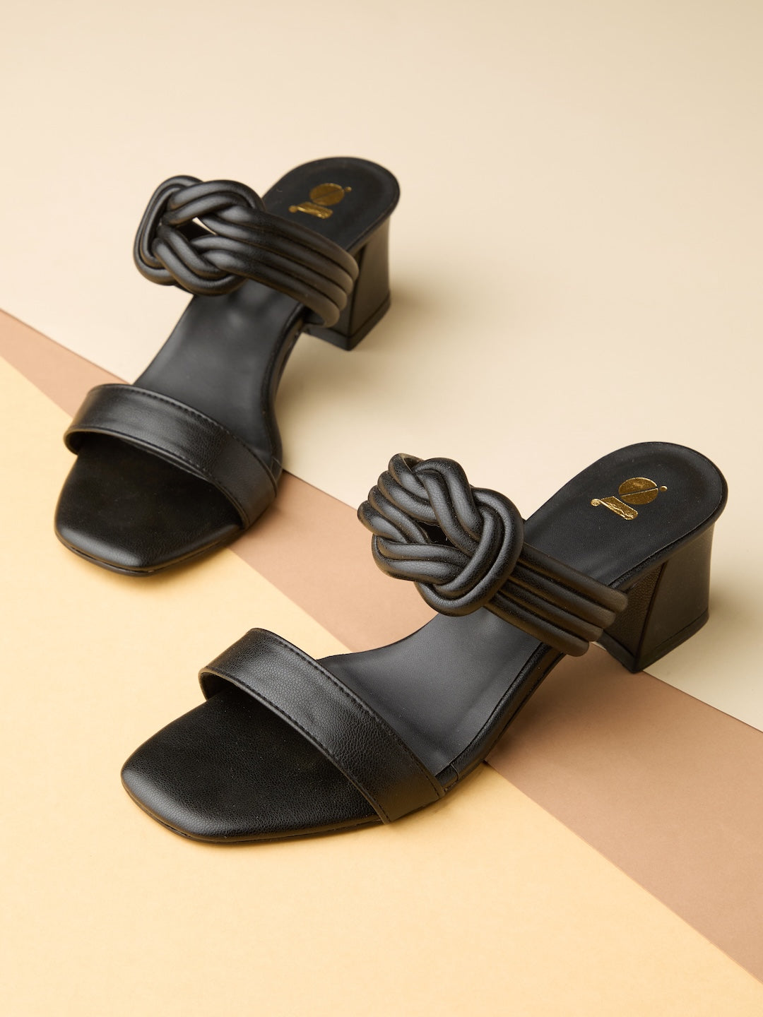 TWISTED FANTASY HEELS