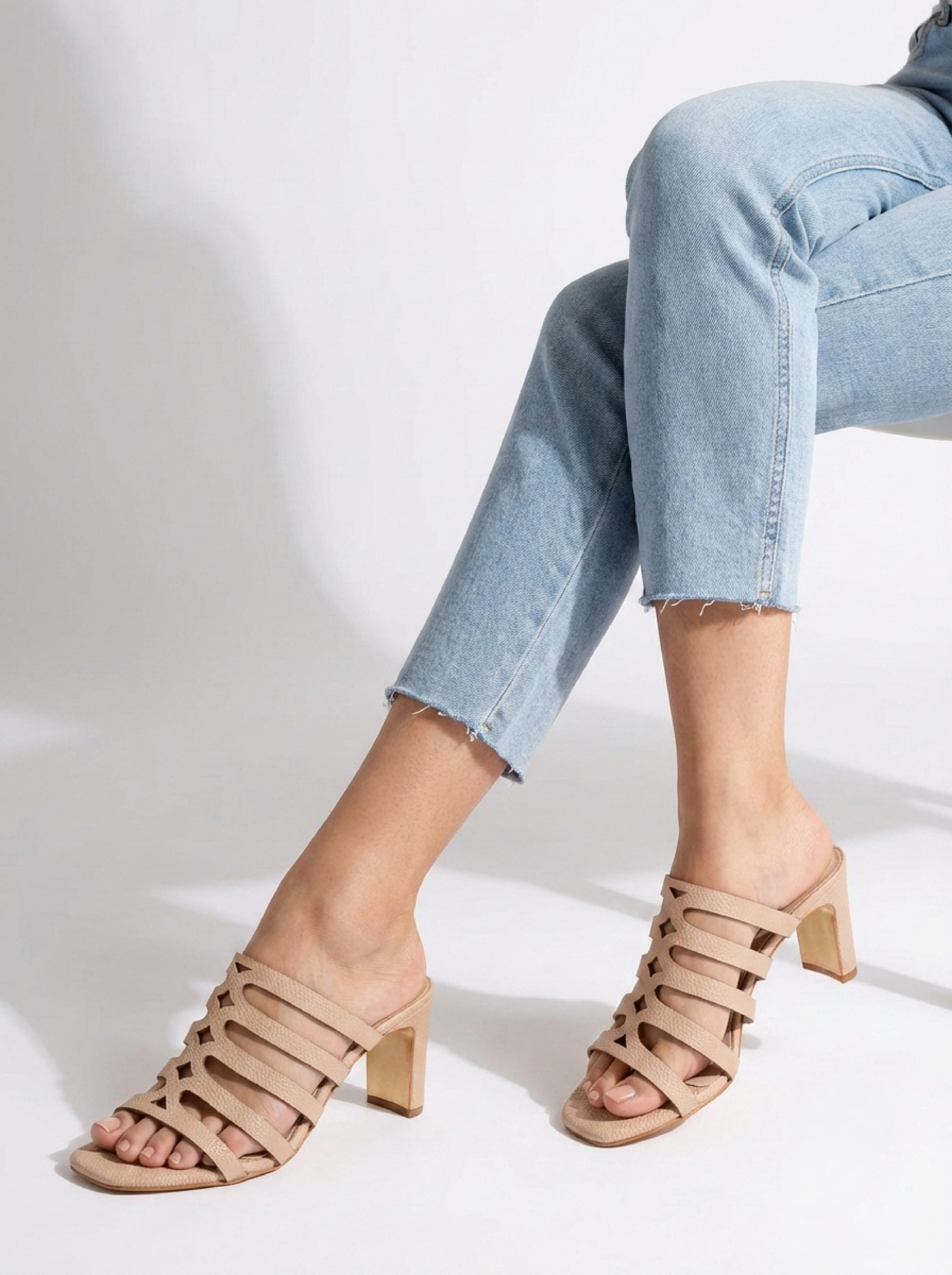 TRACE THEORY HEELS