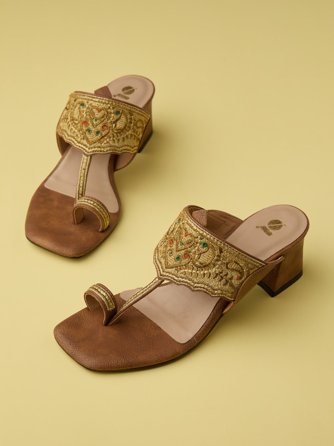 Zariyah Kolhapuri Heels