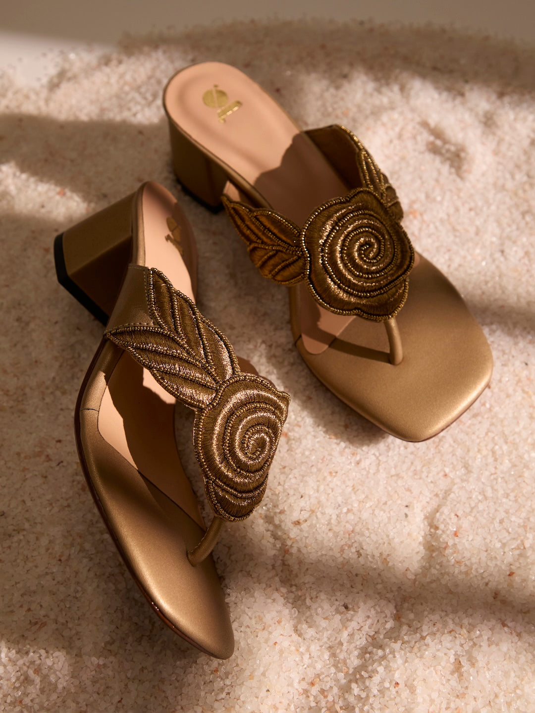 Rosette Court Heels