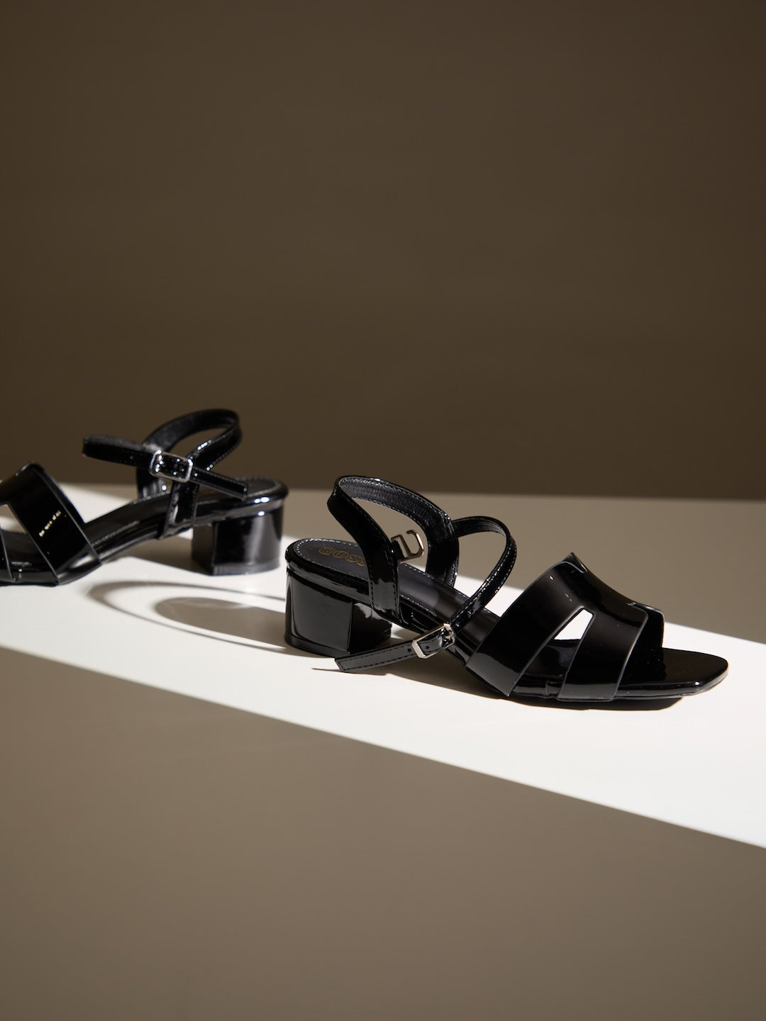 Glossed Contour Sandals