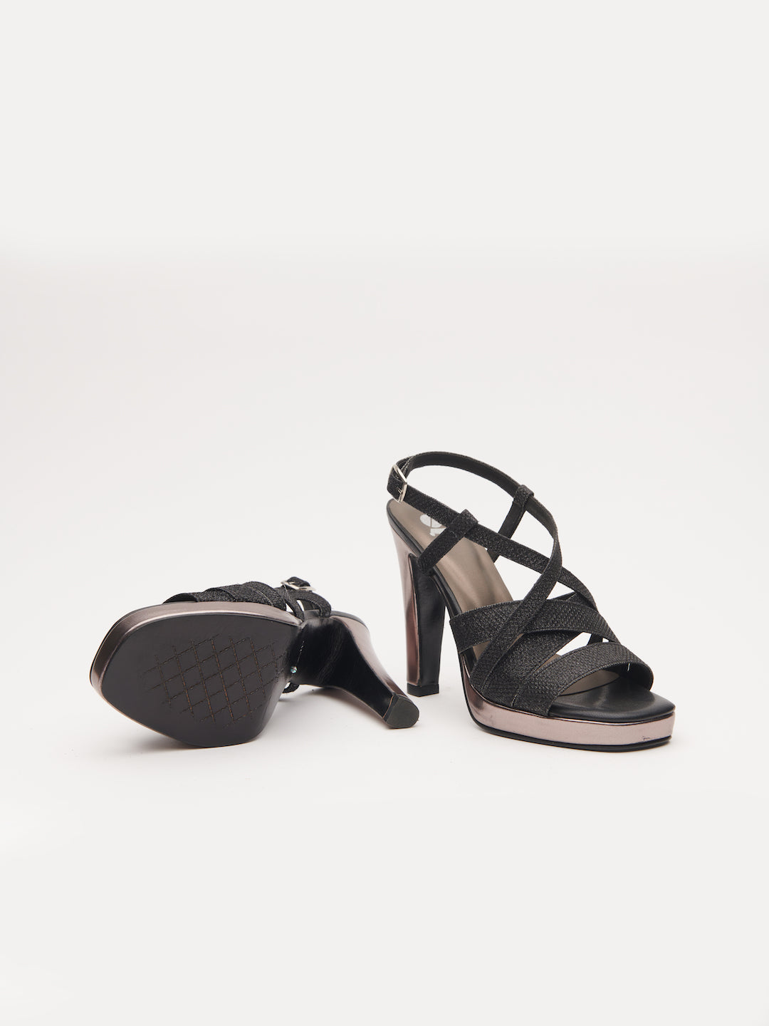 SANDRA FROM BANDRA HEELS