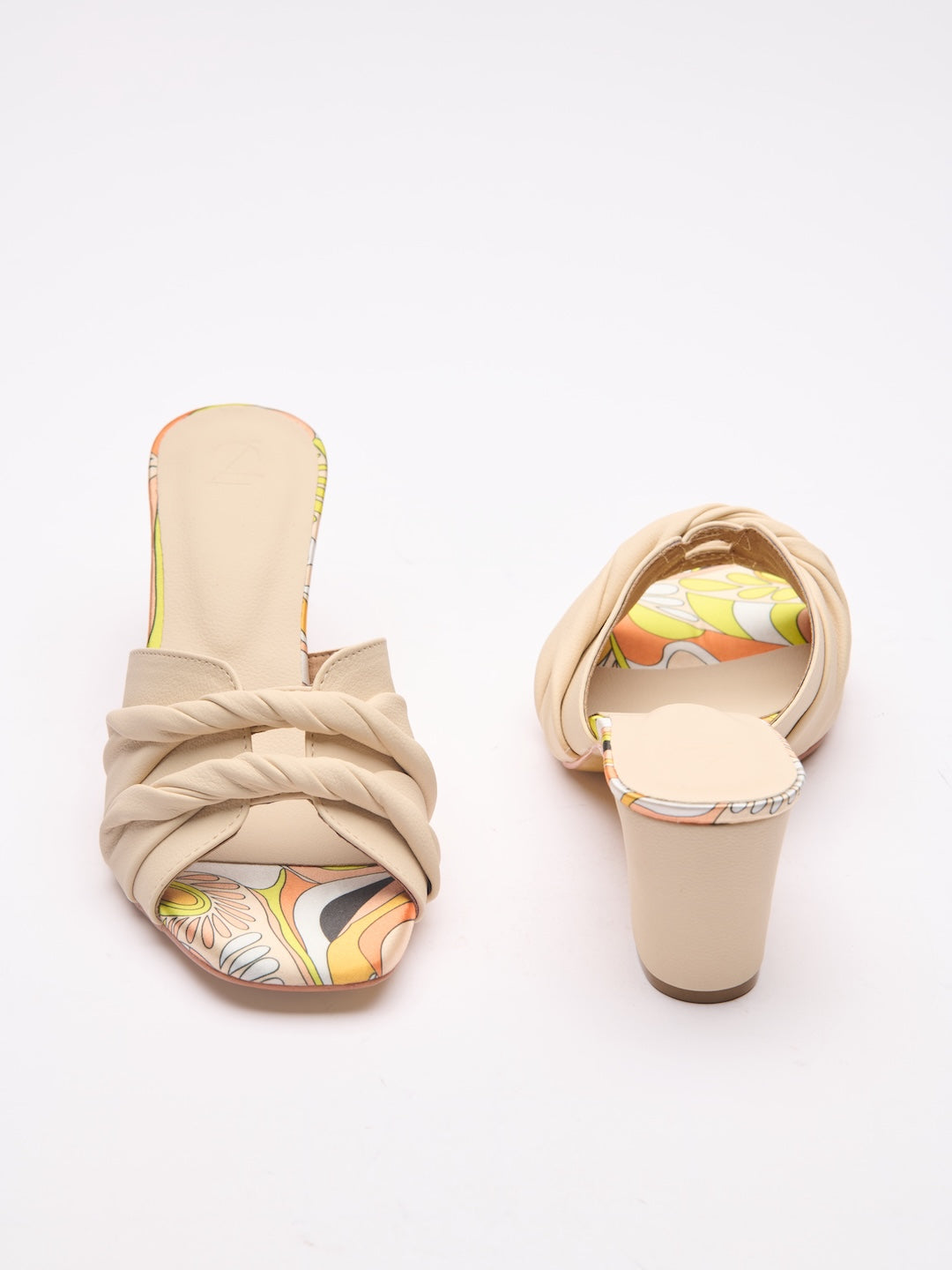 Nomada Fresco Heels