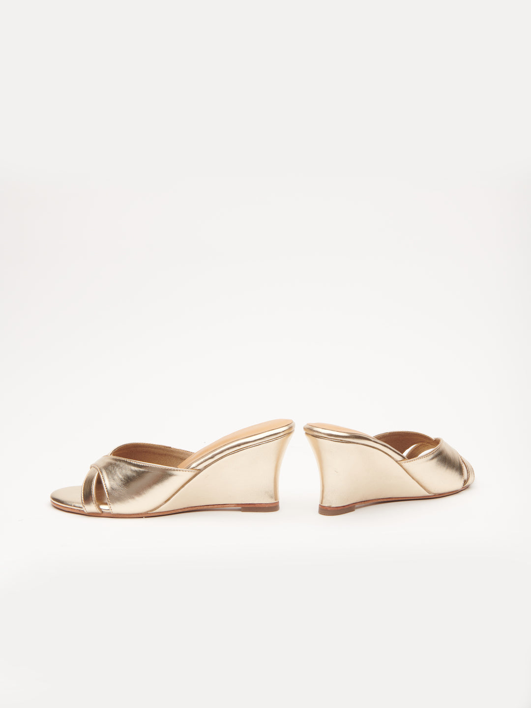 METALLIC CROSS WEDGE